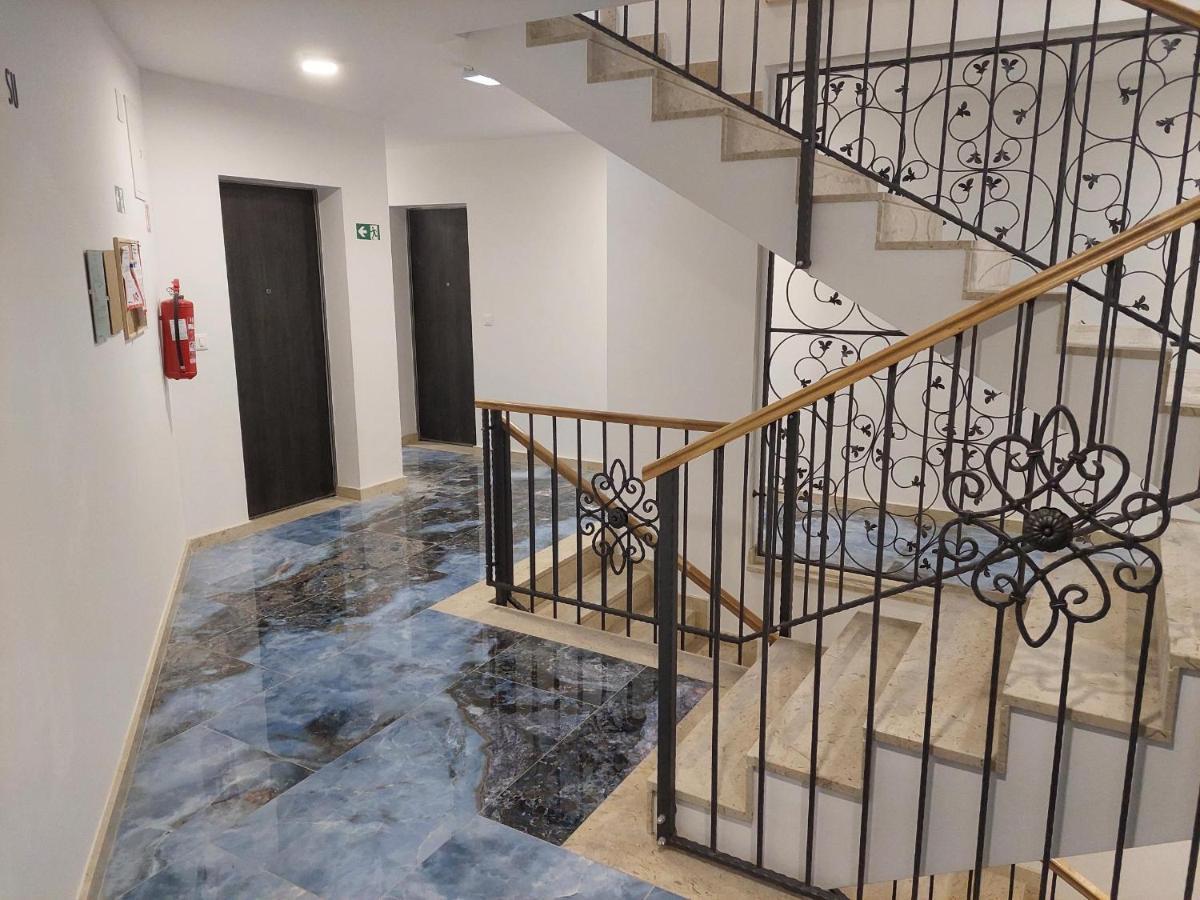 Apartment Paola With Free Private Parking Place Split Kültér fotó